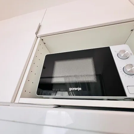 Ivana By Blaxy Apartament Douăzeci şi Trei August