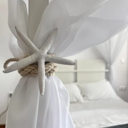 Ivana By Blaxy Douazeci si Trei August